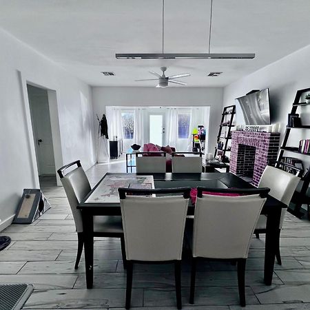 Cozy Room In A Quiet Home Miami Buitenkant foto